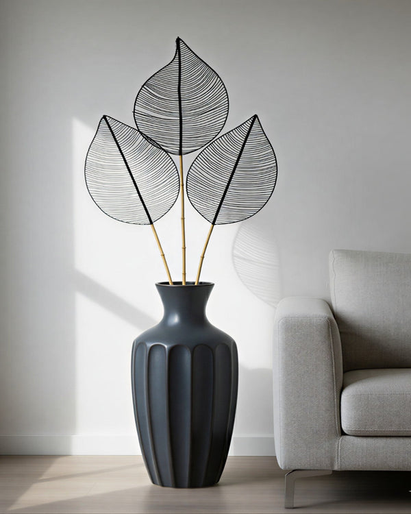 SHADOW LEAF STICK BLACK