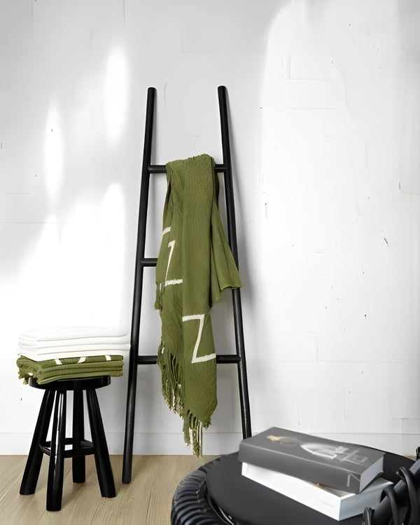FREYA RATTAN LADDER