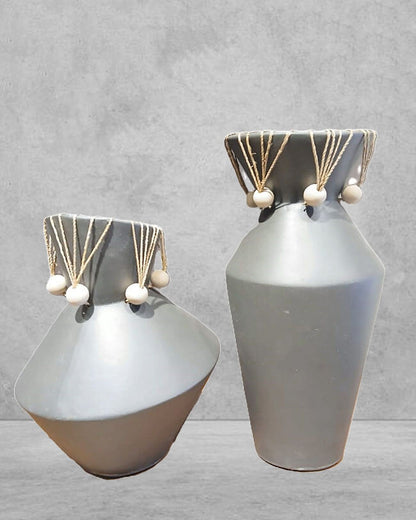 MENCHOSE VASE SET OF 2