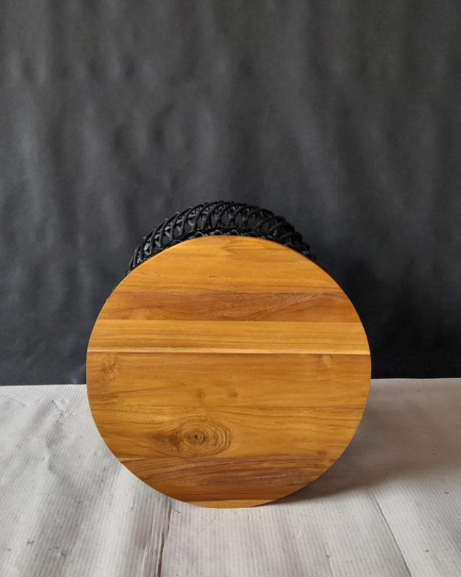 CHARCOAL WAVE SIDE TABLE